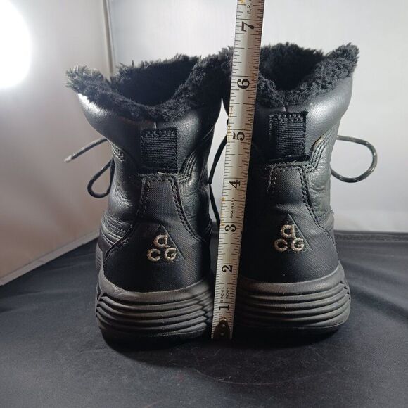 NIKE ACG LUNARSTORM Women's BOOT Size 6M - Picture 9 of 10